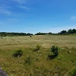 18 Im Strandhaus Mit Balkon Lobbe