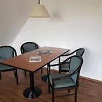 18 Im Strandhaus Mit Balkon Hébergement de vacances Lobbe