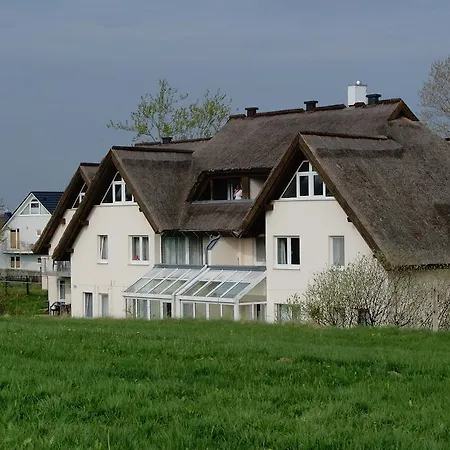 18 Im Strandhaus Mit Balkon Prázdninový dům Lobbe