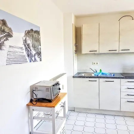 18 Im Strandhaus Mit Balkon Prázdninový dům *