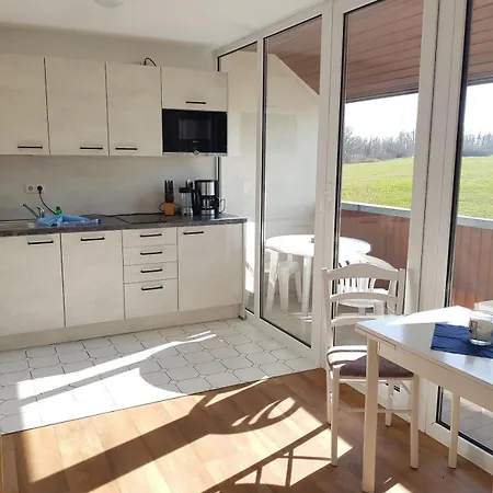 18 Im Strandhaus Mit Balkon * Lobbe