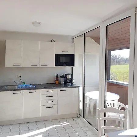 18 Im Strandhaus Mit Balkon * Lobbe