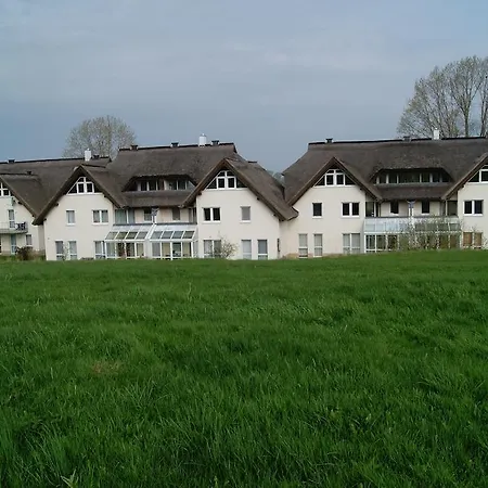 18 Im Strandhaus Mit Balkon * Lobbe