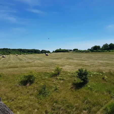 18 Im Strandhaus Mit Balkon ロープベ