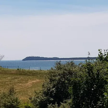 18 Im Strandhaus Mit Balkon 別荘 *